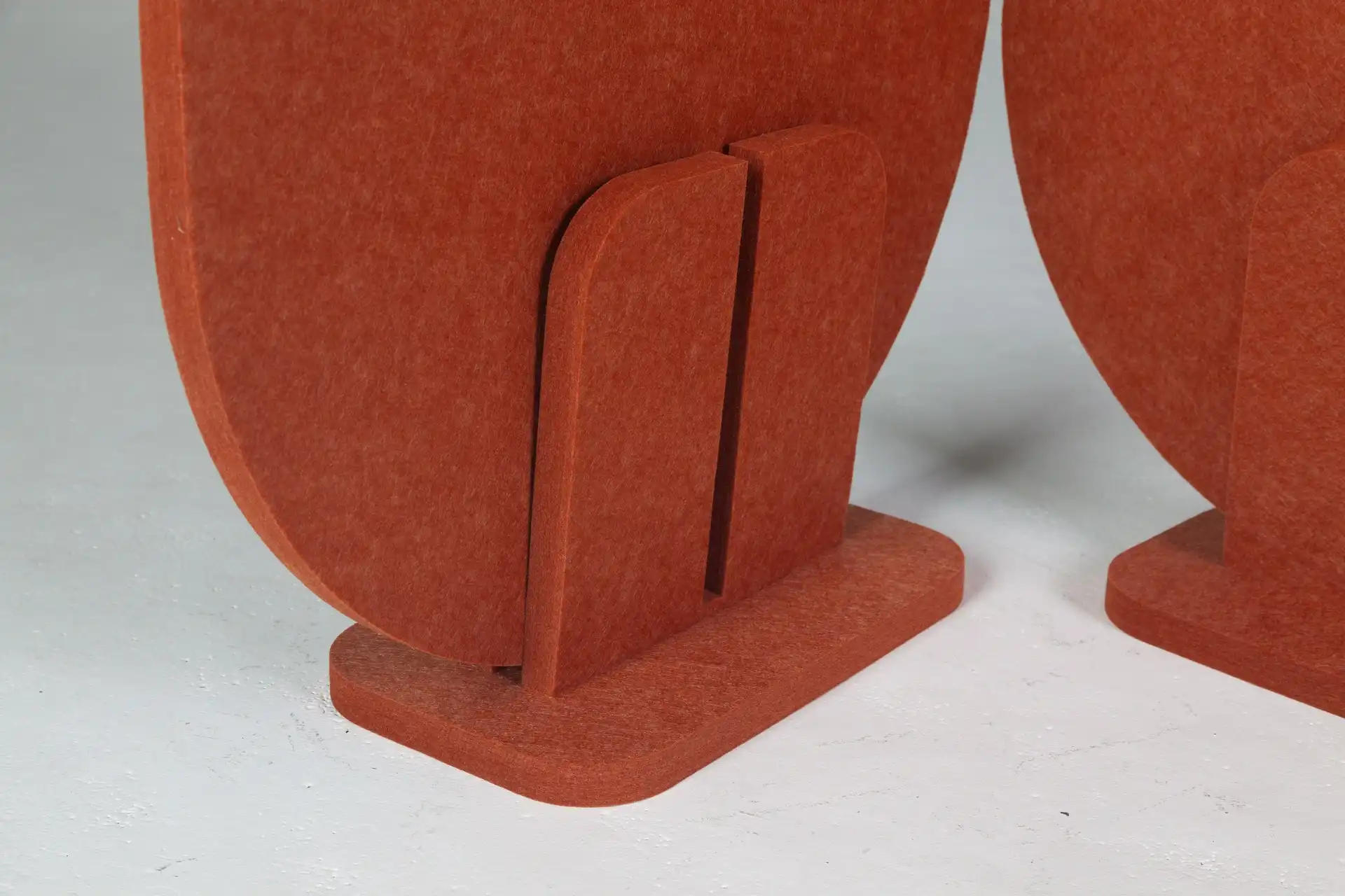 167 (cinnamon) - std feet(lg)