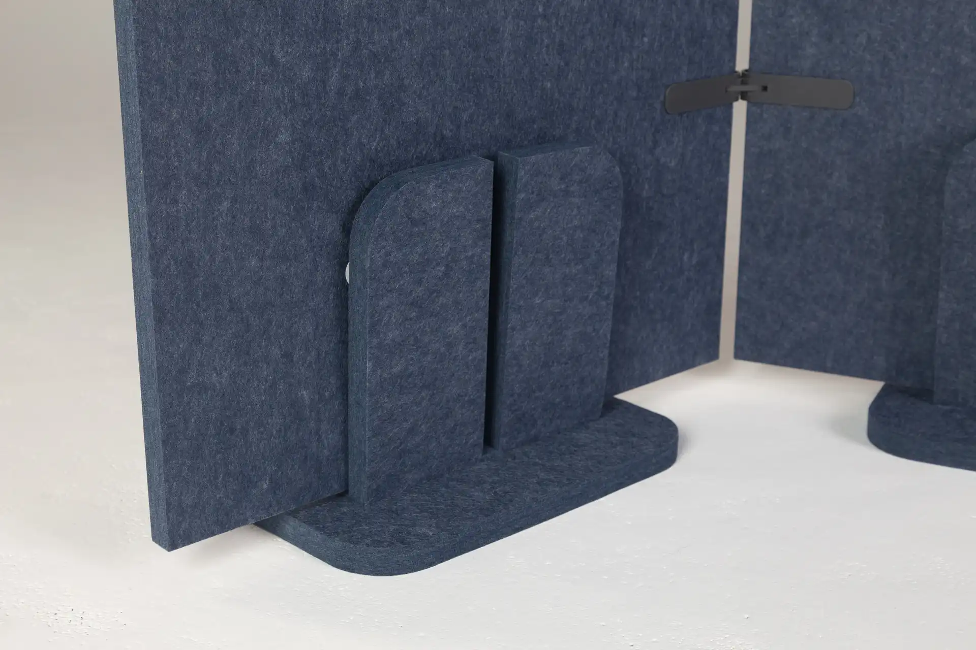 365(navy) - std foot (lg)