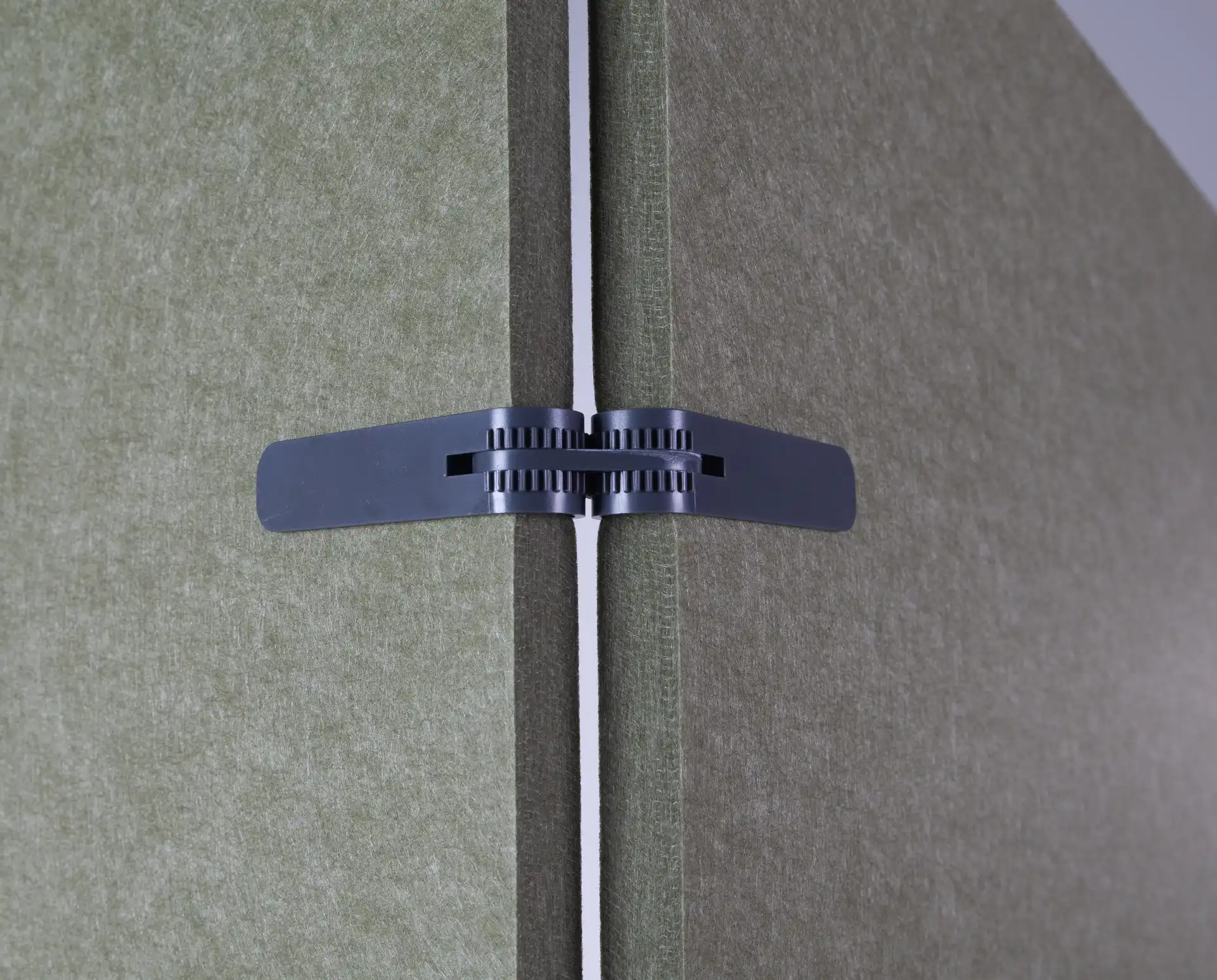 384 (olive) - pivot joiner