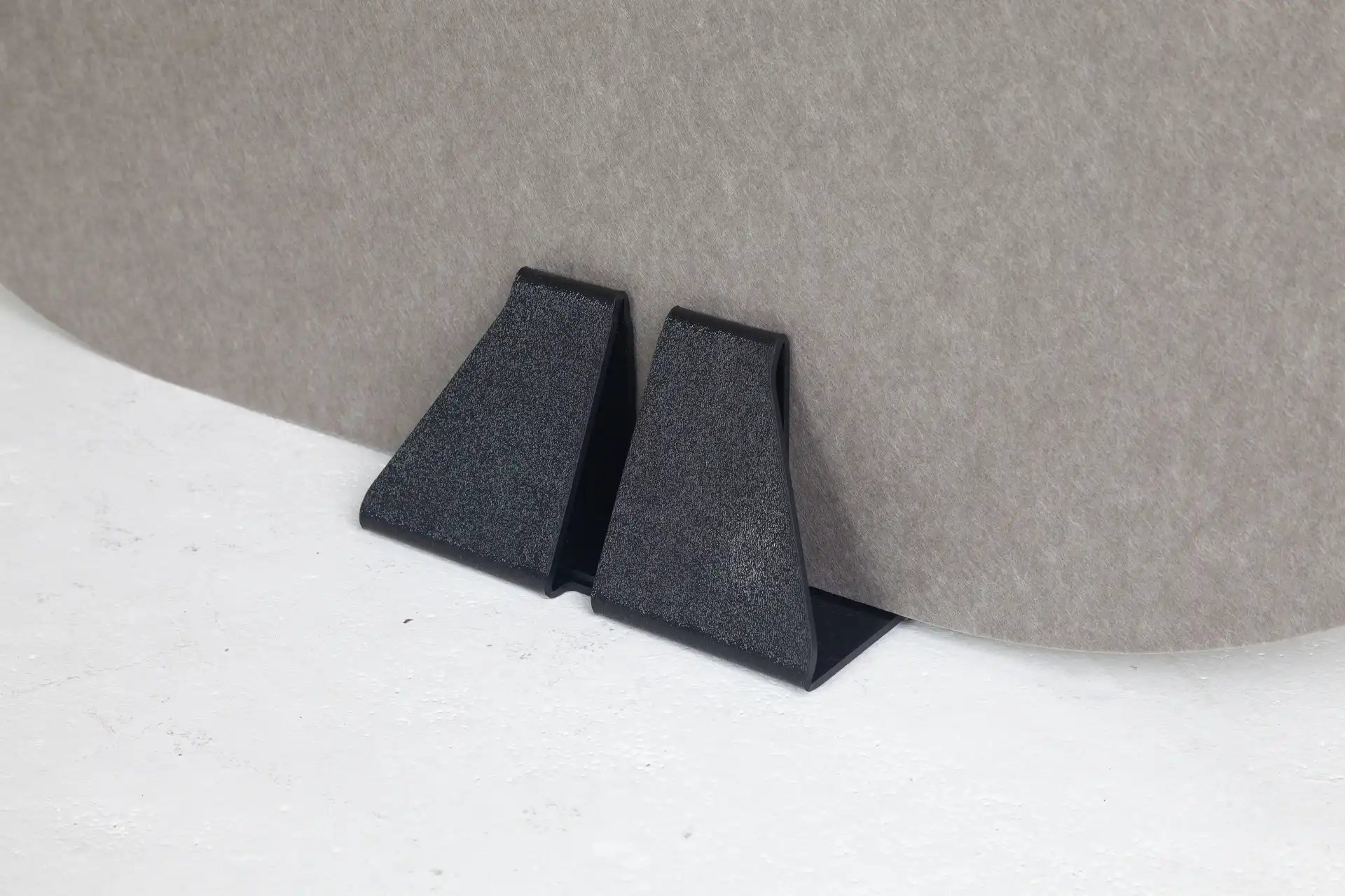 402 (pebble) - abs lp foot