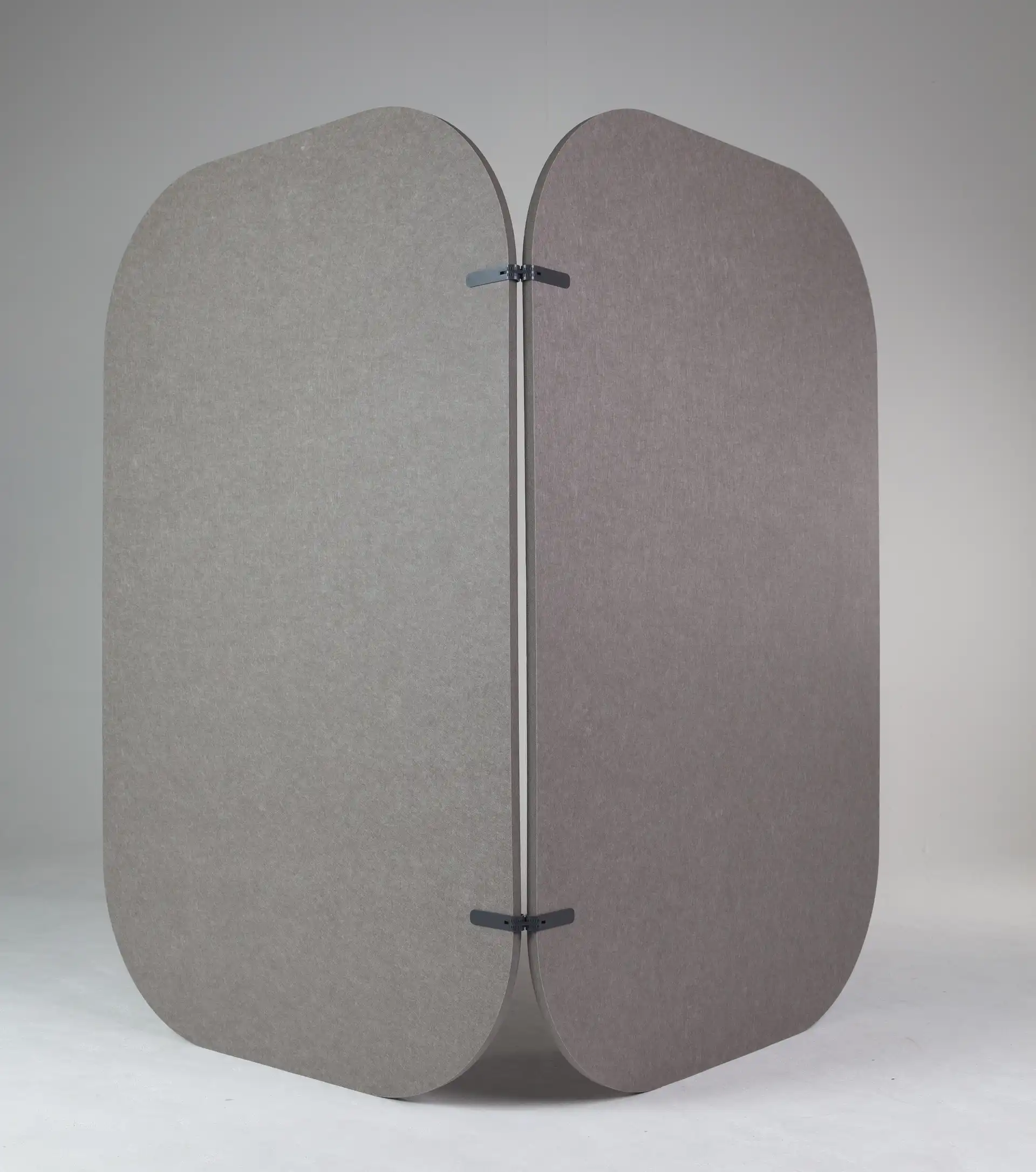 oval (2w) - 402 (pebble) - no feet(a)