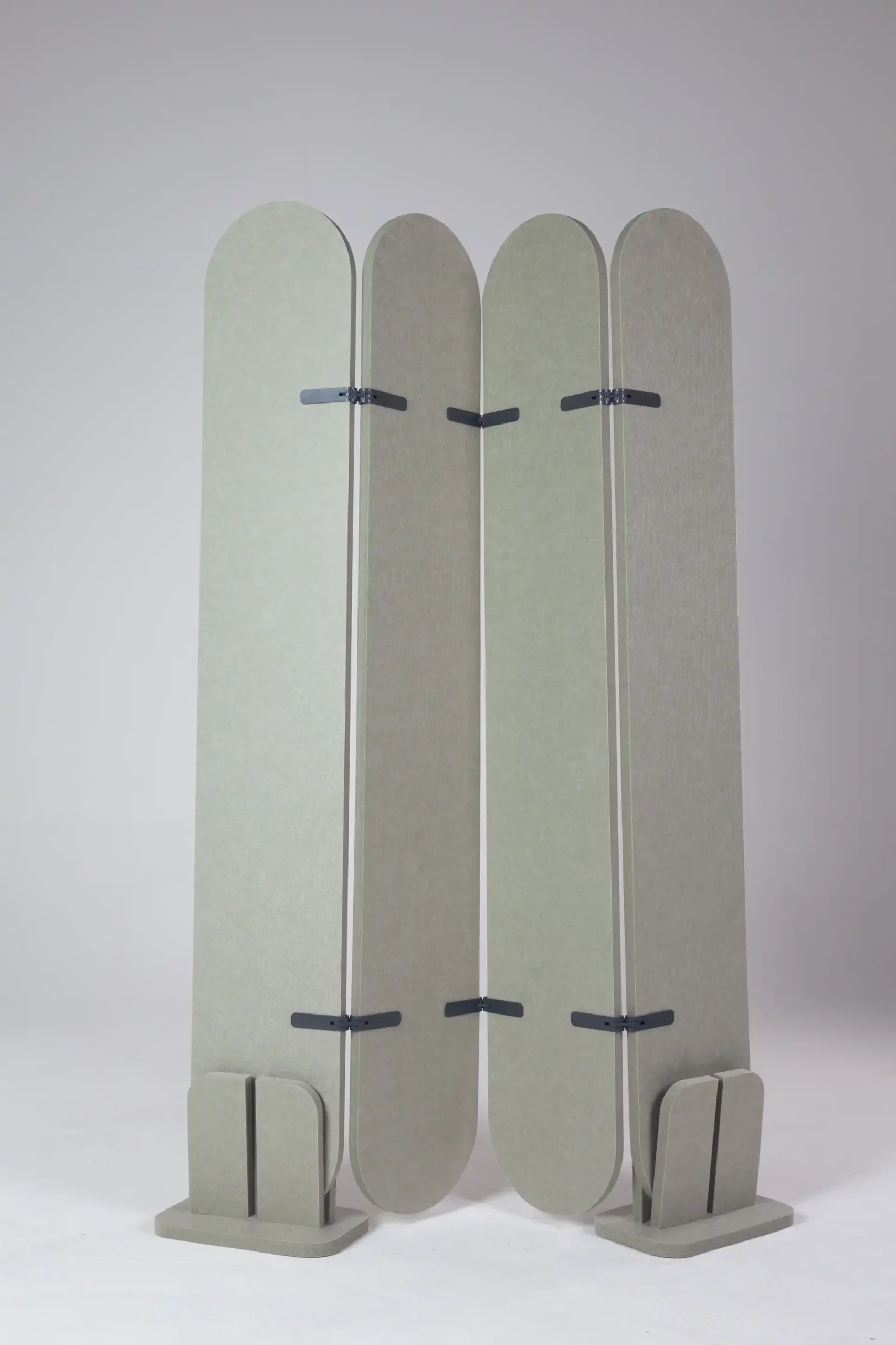 oval(4) - 580 (sage) - std feet (lg)